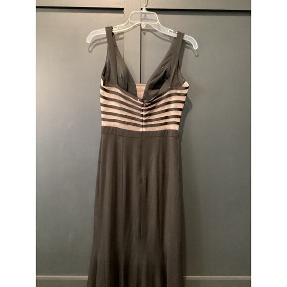 Bicici & Coty Plunge Neckline Sleeveless Asymmetrical Evening Dress gown Small - Picture 9 of 11